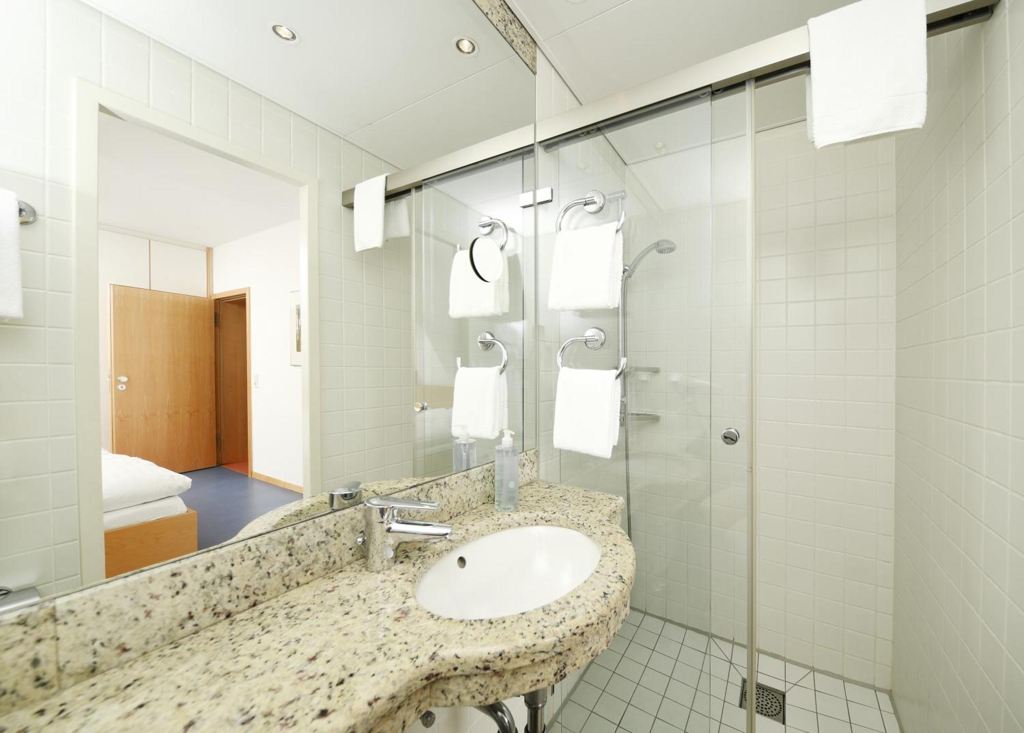 Hotel Bildungshaus Neckarelz Mosbach  Exteriér fotografie