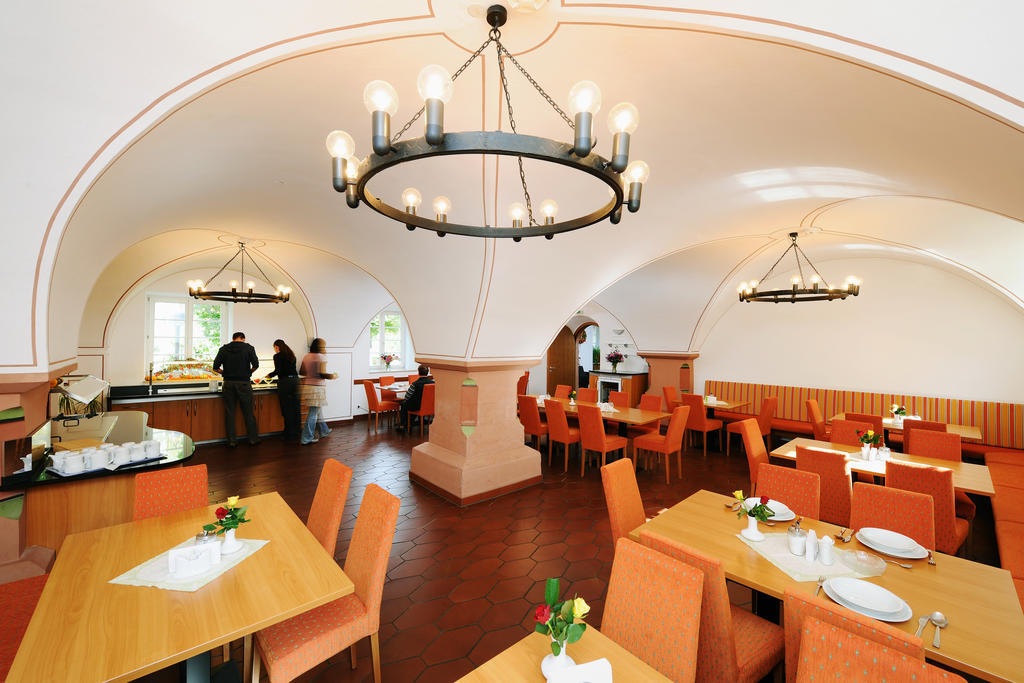 Hotel Bildungshaus Neckarelz Mosbach  Exteriér fotografie